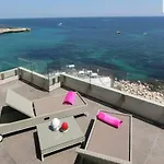 בית הארחה Casa Cielo&mare מונופולי